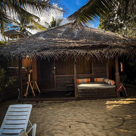 Mangrove Beach Cabana Тангалла Экстерьер фото
