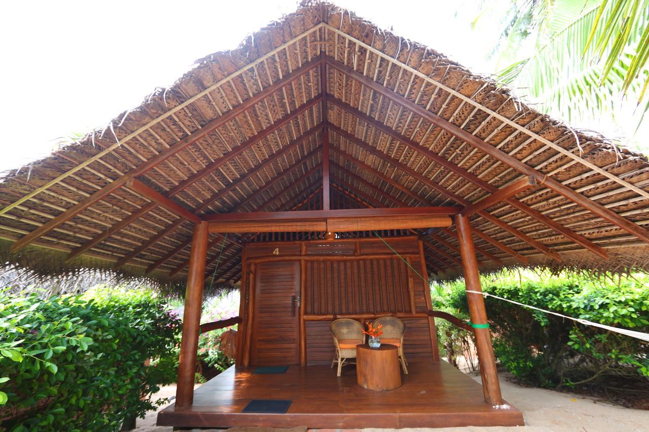 Mangrove Beach Cabana Тангалла Экстерьер фото