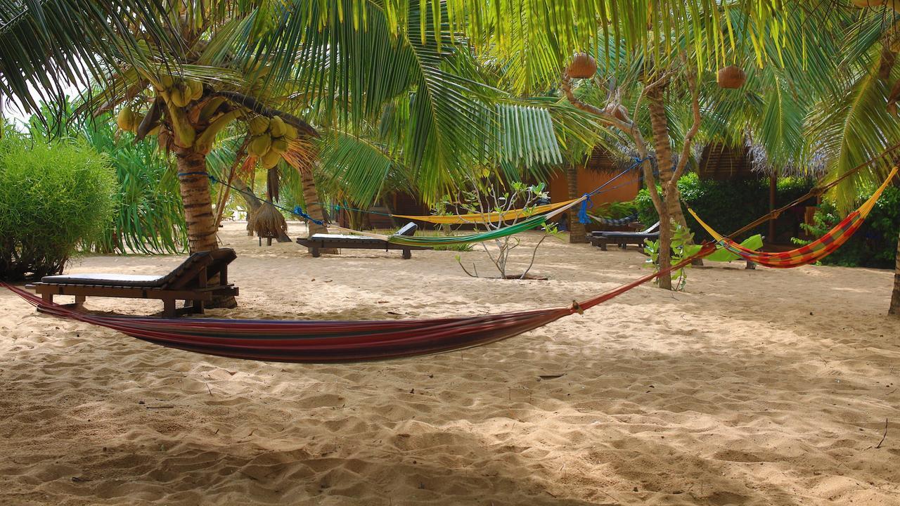 Mangrove Beach Cabana Тангалла Экстерьер фото